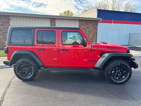 Used 2023 Jeep Wrangler Unlimited Sport image 2