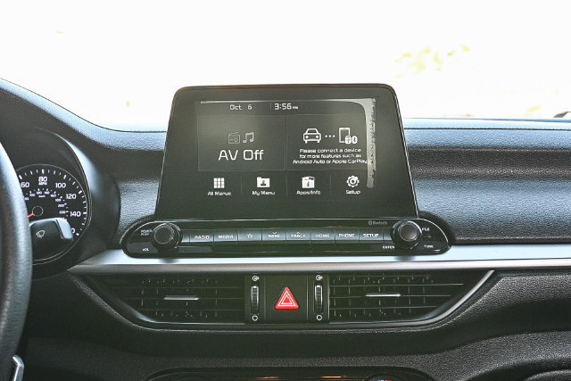 Used 2019 Kia Forte LXS FWD image 16