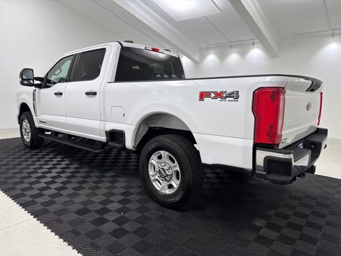 Used 2025 Ford F250 XLT w/ FX4 Off-Road Package AWD/4WD image 5