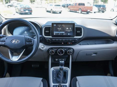 New 2026 Hyundai Venue SEL FWD image 12