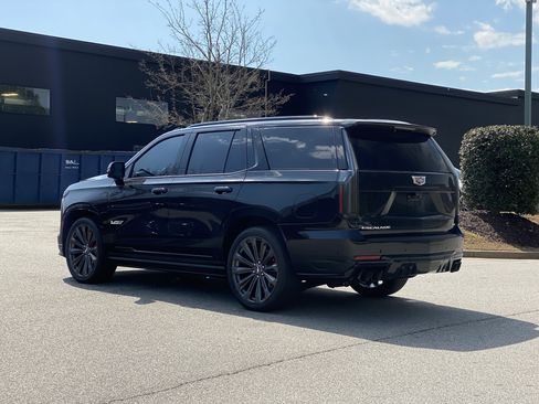 Used 2026 Cadillac Escalade V image 16