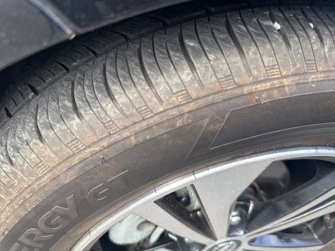 Used 2020 Nissan Sentra SV FWD image 29