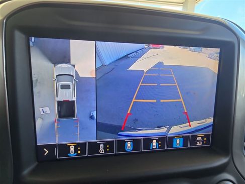 Used 2021 Chevrolet Silverado 1500 LTZ w/ Technology Package image 15