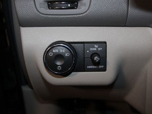 Used 2015 Buick Enclave Leather image 10