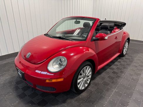 Used 2009 Volkswagen Beetle Convertible FWD image 23