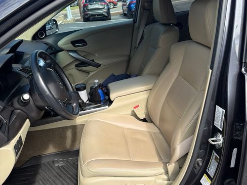 Used 2015 Acura RDX AWD w/ Technology Package image 2
