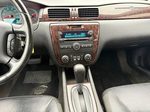 Used 2012 Chevrolet Impala LTZ image 14