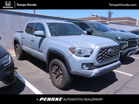 Used 2020 Toyota Tacoma TRD Off-Road AWD/4WD image 1