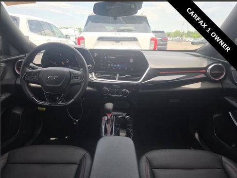 Used 2025 Chevrolet Trax RS w/ Driver Confidence Package FWD image 7
