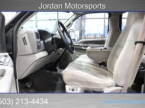 Used 2001 Ford F350 XLT image 78