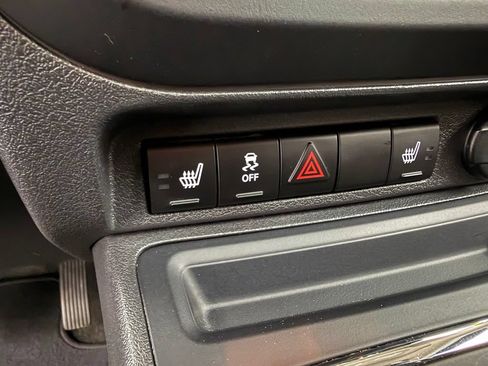 Used 2017 Jeep Patriot Latitude w/ Sun/Sound Group AWD/4WD image 29