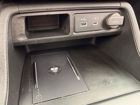 Used 2024 Honda Pilot Touring image 44