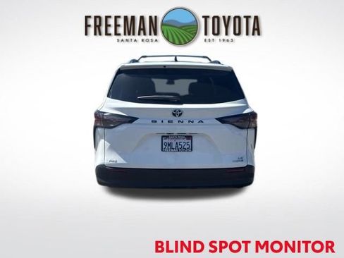 Certified 2024 Toyota Sienna LE AWD/4WD image 5