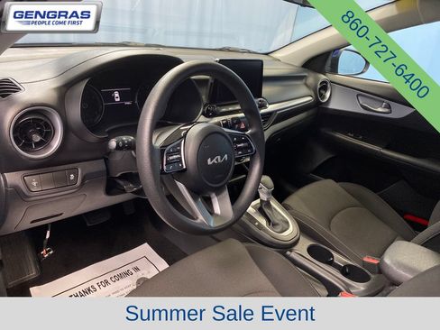 Used 2024 Kia Forte LXS FWD image 11