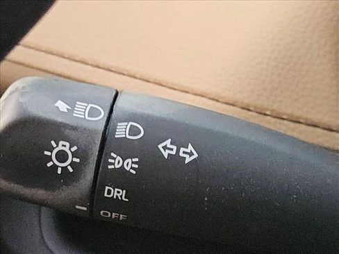 Used 2025 Toyota RAV4 LE FWD image 12
