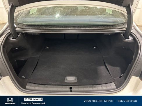 Used 2018 BMW 530e xDrive w/ Premium Package 2 image 29