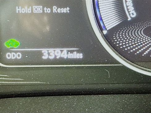 Certified 2025 Lexus ES 300h w/ Premium Package image 12