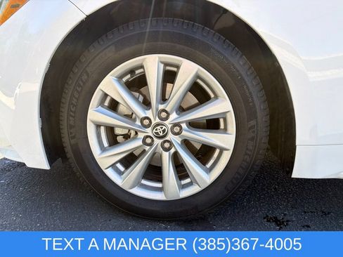 Used 2024 Toyota Corolla LE w/ LE Premium Package FWD image 9