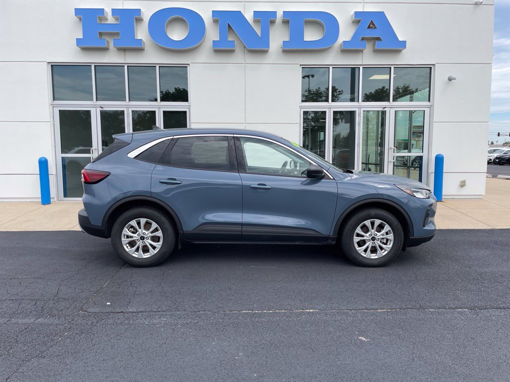 Used 2024 Ford Escape Active AWD/4WD image 4