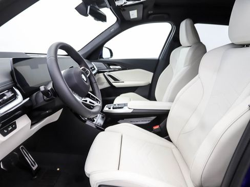 New 2026 BMW X1 xDrive28i w/ Technology Package image 11