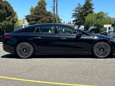 Used 2024 Mercedes-Benz EQS 450+ Sedan image 7