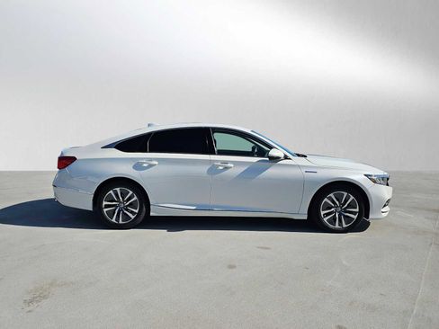 Used 2020 Honda Accord EX-L image 2