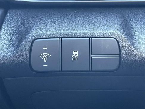 New 2026 Hyundai Elantra Sport image 17