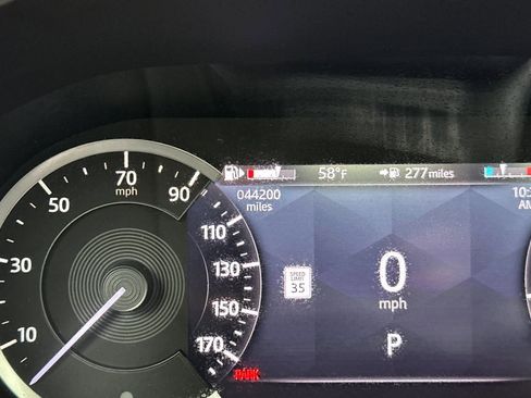 Used 2023 Jaguar F-PACE R-Dynamic S image 20