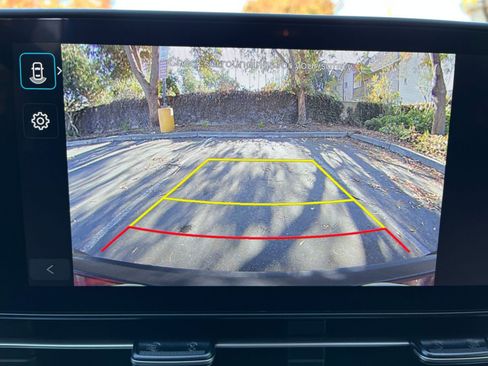 Used 2025 Hyundai Kona SEL image 17