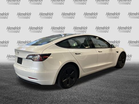 Used 2022 Tesla Model 3 Standard Range RWD image 10