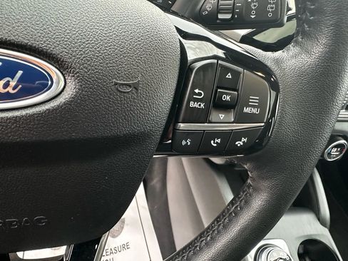 Used 2021 Ford Escape SE w/ SE Sport Appearance Package image 24