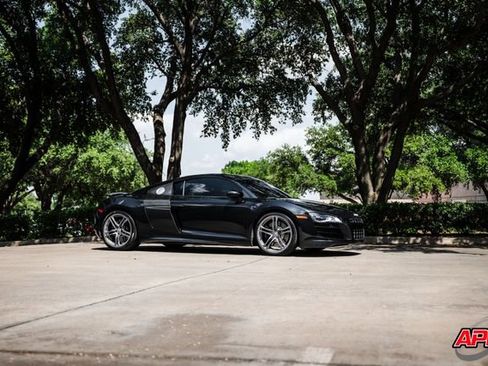 Used 2010 Audi R8 V10 AWD/4WD image 56