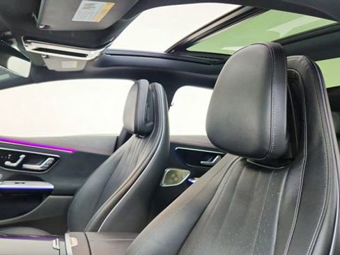 Used 2023 Mercedes-Benz EQE 500 500 Sedan image 33