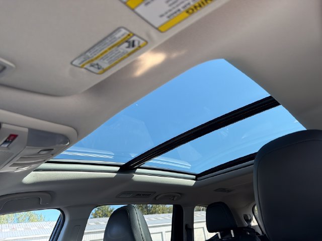 Used 2022 Subaru Ascent Touring AWD/4WD image 30