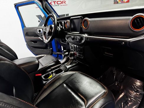 Used 2023 Jeep Gladiator Mojave w/ Cold Weather Group image 52