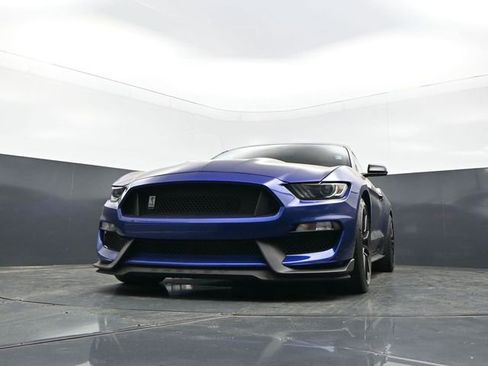 Used 2016 Ford Mustang Shelby GT350 w/ Technology Package RWD image 29