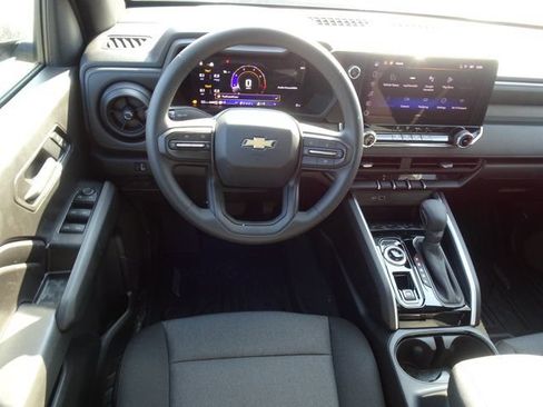 New 2026 Chevrolet Colorado W/T w/ WT Custom Package AWD/4WD image 7
