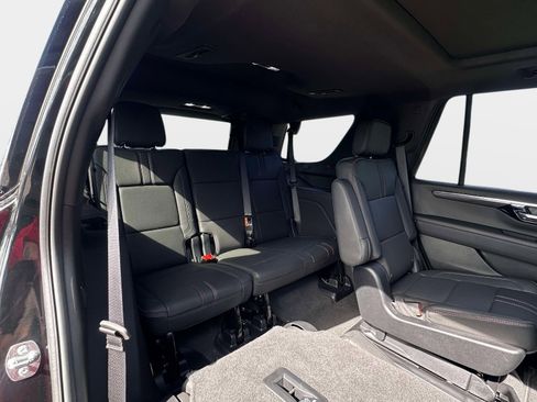 Used 2025 Chevrolet Tahoe RST w/ Comfort Package AWD/4WD image 7
