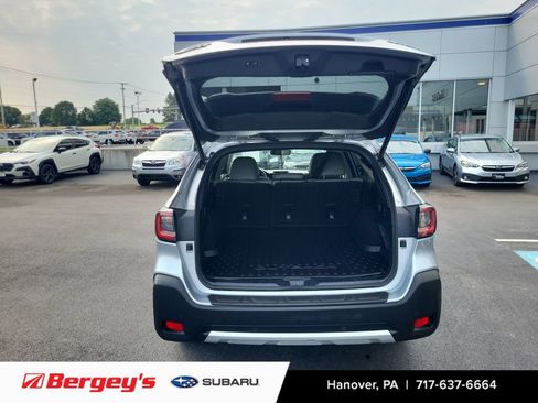 Certified 2025 Subaru Outback Limited AWD/4WD image 14