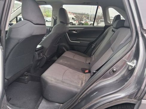 Used 2019 Toyota RAV4 XLE w/ Carpet Mat Package image 6