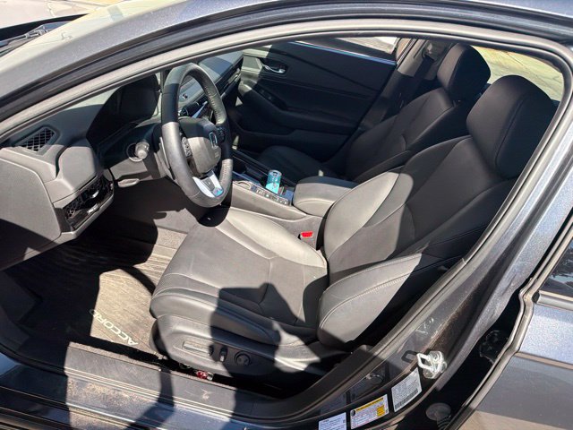 Used 2025 Honda Accord Touring image 12