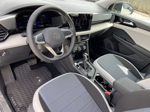 Used 2025 Volkswagen Taos S image 22