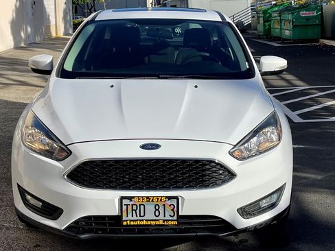 Used 2018 Ford Focus SEL FWD image 4