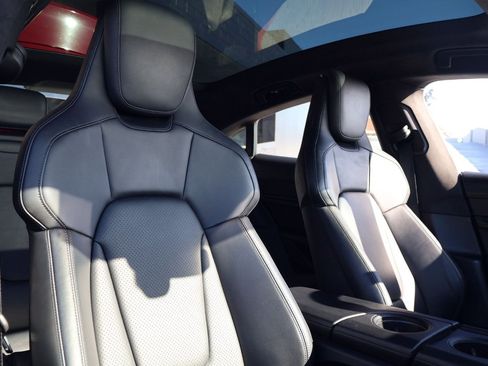 Certified 2024 Porsche Taycan GTS image 23