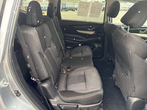 Certified 2021 Subaru Ascent Premium w/ Convenience Package image 11