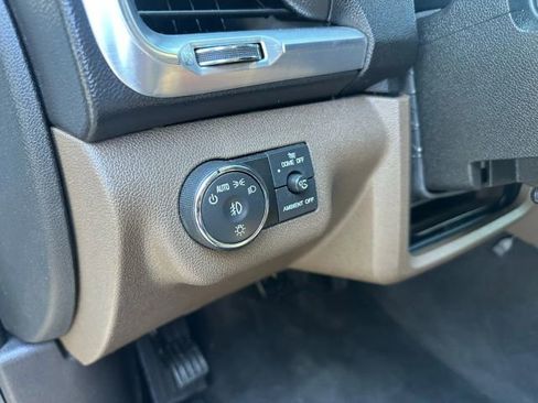 Used 2014 GMC Acadia SLT image 10