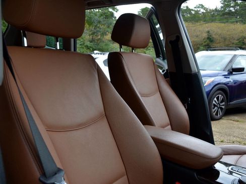 Used 2017 BMW X3 xDrive28i image 15