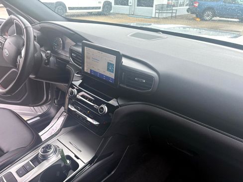 Used 2023 Ford Explorer ST-Line w/ Class IV Trailer Tow Package image 45