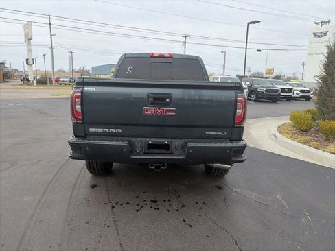 Used 2017 GMC Sierra 1500 Denali w/ Denali Ultimate Package image 6