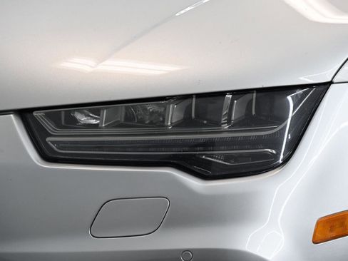 Used 2016 Audi RS 7 Prestige image 8